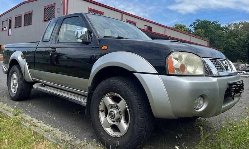 Schwarz Gebraucht 2003 Nissan Navara Abholung | 3.300 € (Superpreis) - Bild 1/4