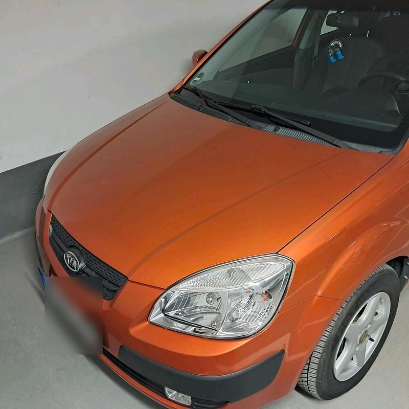 Gebraucht Kia Rio 97 PS (71 kW) 2008 Orange Limousine
