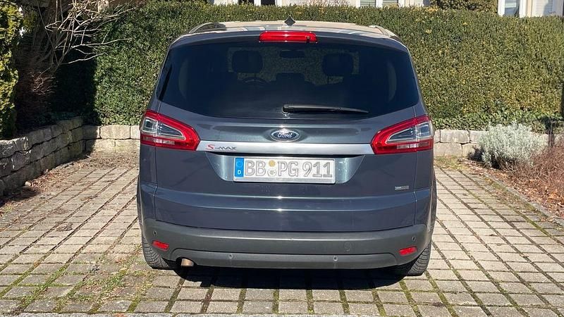 Gebraucht Ford S-MAX S 160 PS (117 kW) 2012 Grau Van / Kleinbus