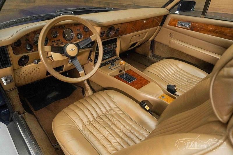 Gebraucht Aston Martin V8 295 PS (216 kW) 1981 Blau Coupé