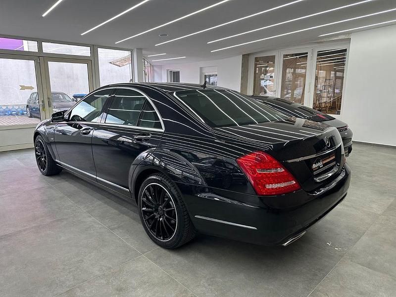 Gebraucht Mercedes S400 279 PS (205 kW) 2011 Schwarz Limousine
