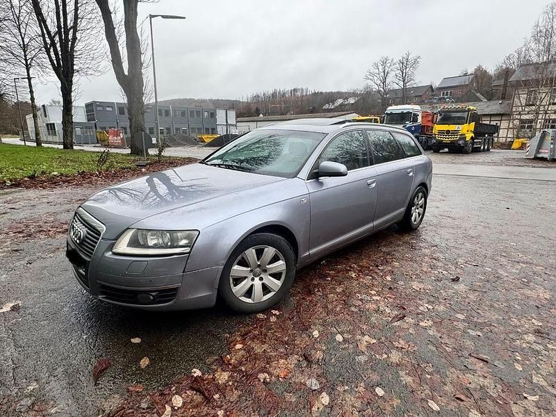 Silber Gebraucht 2006 Audi A6 Sport Kombi | 2.300 € (Superpreis) - Bild 1/4