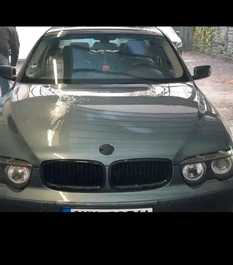 Gebraucht BMW 735 272 PS (200 kW) 2001 Grün Limousine