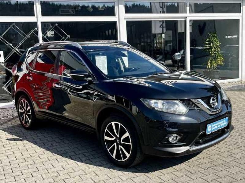 Gebraucht Nissan X-Trail 360º 131 PS (96 kW) 2016 Schwarz (metallic) SUV