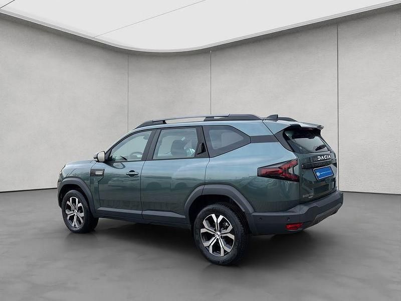 Neu Dacia Bigster Expression 109 PS (80 kW) 2025 Zedergrün SUV