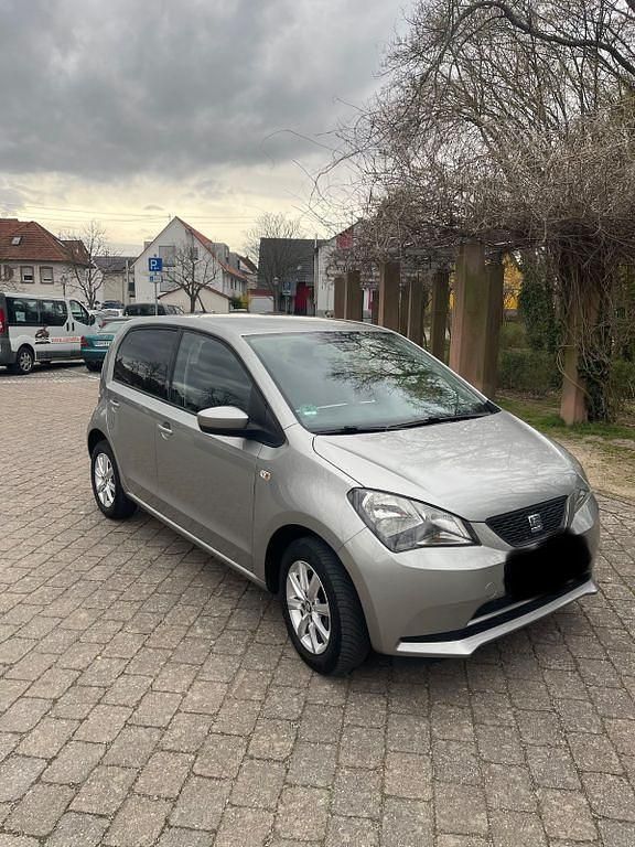 Gebraucht Seat Mii Chic 60 PS (44 kW) 2016 Silber Kleinwagen