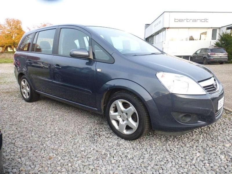 Gebraucht Opel Zafira Edition 116 PS (85 kW) 2008 Metro m2 Van / Kleinbus