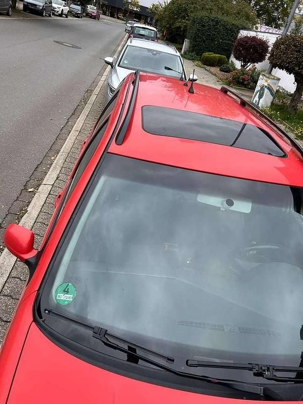 Gebraucht VW Golf IV Comfortline 101 PS (74 kW) 2004 Rot Kombi