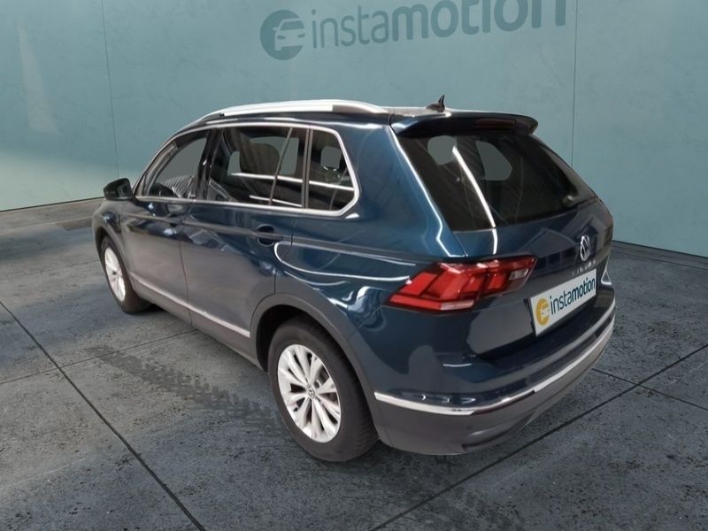 Blau Gebraucht 2024 VW Tiguan Move SUV | 37.750 € (Fairer Preis) - Bild 1/3