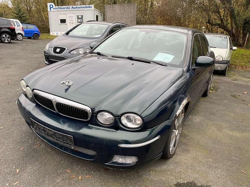 Emerald green Gebraucht 2001 Jaguar X-type Executive Limousine | 1.790 € (Fairer Preis) - Bild 1/4