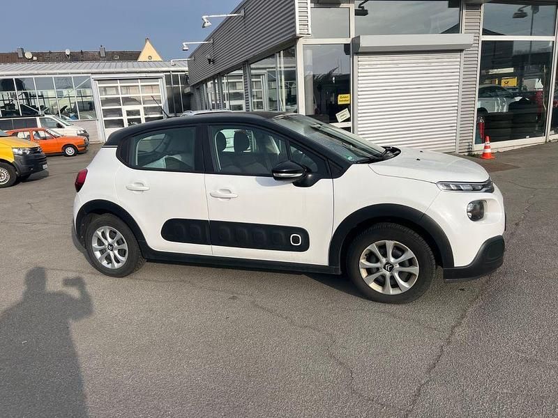 Gebraucht Citroën C3 Feel 82 PS (60 kW) 2018 Weiß Kleinwagen