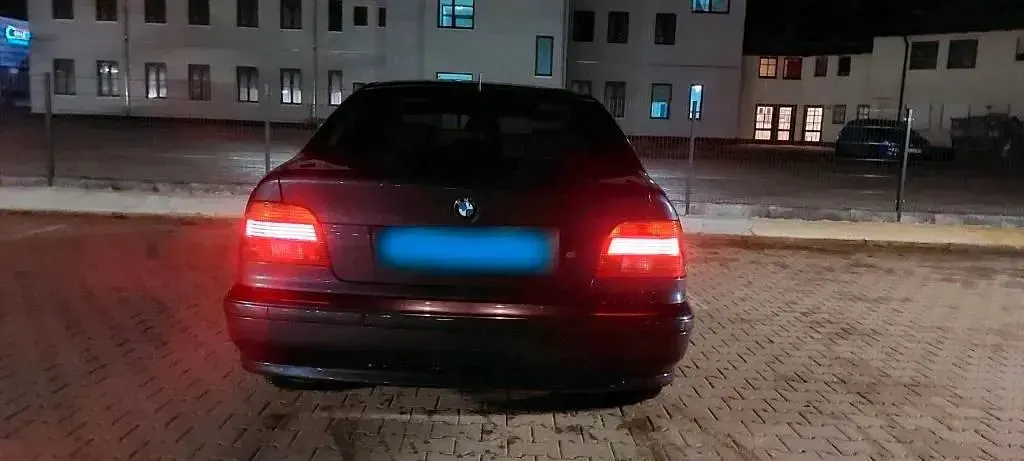 Gebraucht BMW 525 193 PS (141 kW) 2002 Blau Limousine