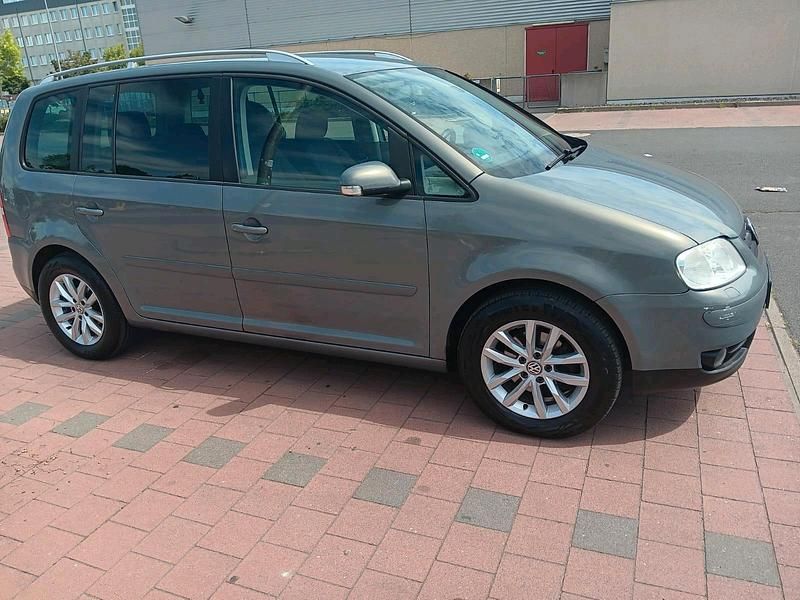 Gebraucht VW Touran 140 PS (102 kW) 2006 Grau Van / Kleinbus
