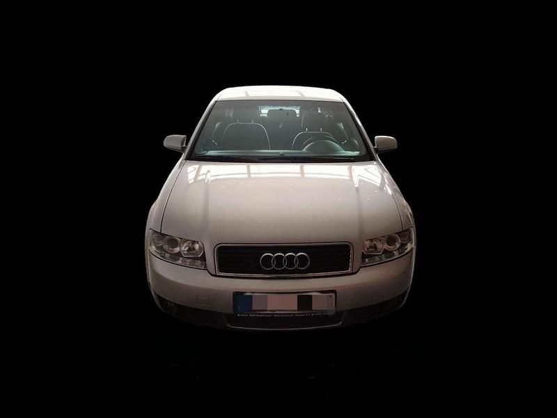 Gebraucht Audi A4 102 PS (75 kW) 2002 Grau Limousine