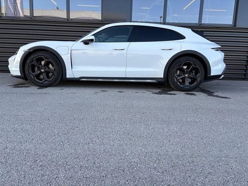 Gebraucht Porsche Taycan Cross Turismo 350 kW (476 PS) 2022 Pure white/weiss Kombi