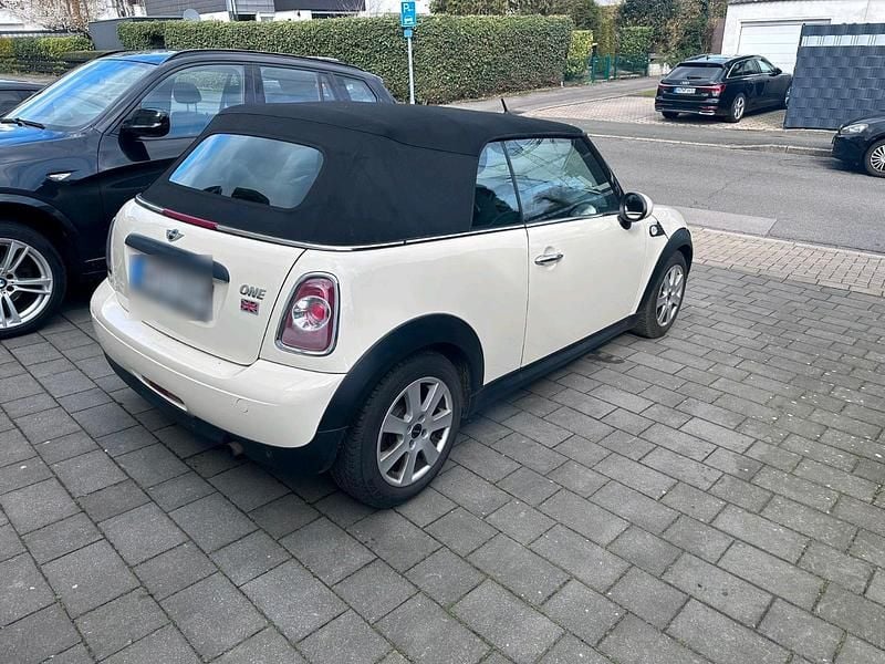 Gebraucht Mini Cooper Cabriolet 98 PS (72 kW) 2012 Weiß Cabrio