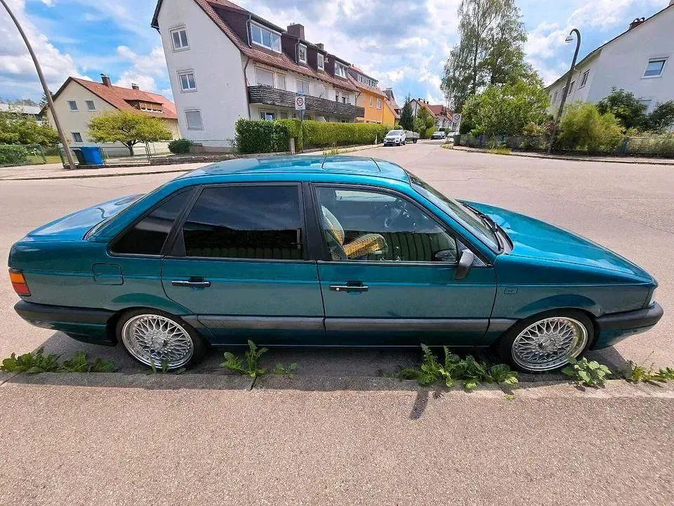 Gebraucht VW Passat 90 PS (66 kW) 1991 Grün Limousine