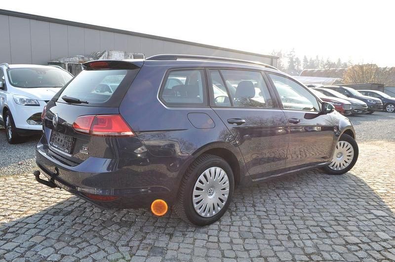 Gebraucht VW Golf VII S 122 PS (89 kW) 2014 Blau Kombi