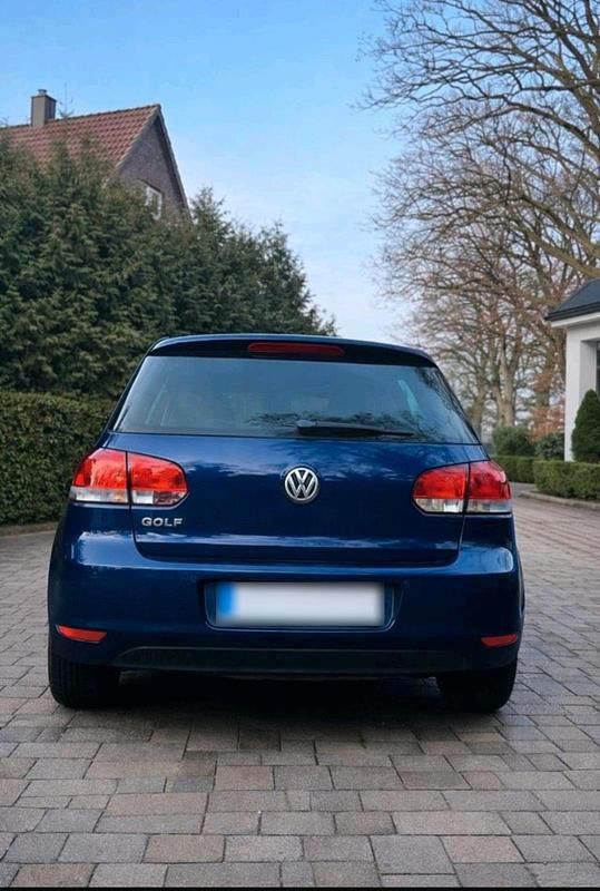 Gebraucht VW Golf VI 86 PS (63 kW) 2012 Blau Kleinwagen
