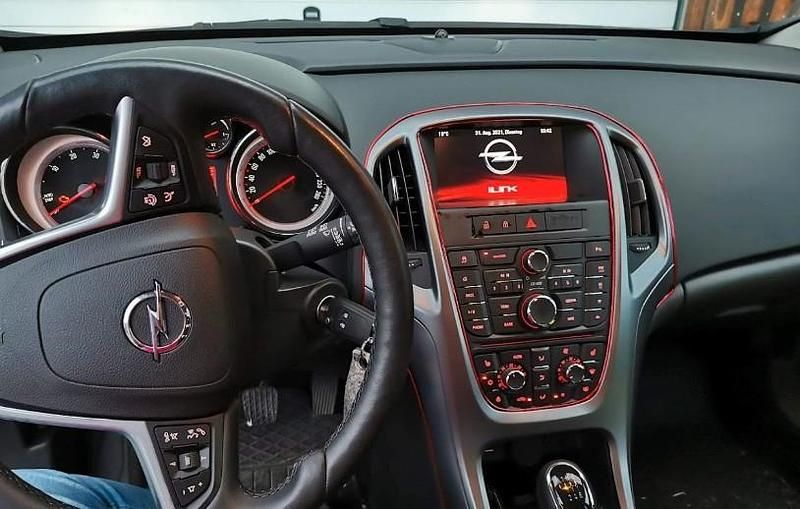 Gebraucht Opel Astra 136 PS (100 kW) 2016 Grau Kombi