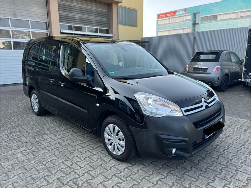 Gebraucht Citroën Berlingo 99 PS (72 kW) 2018 Schwarz Van / Kleinbus