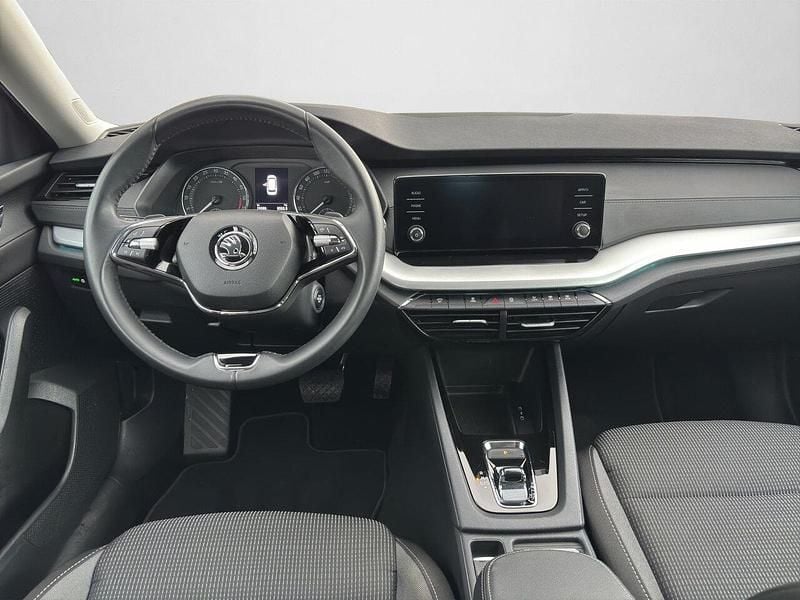 Gebraucht Skoda Octavia 150 PS (110 kW) 2024 Graphitegrau metallic (metallic) Limousine