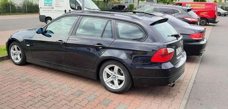 Gebraucht BMW 320 163 PS (119 kW) 2007 Limousine