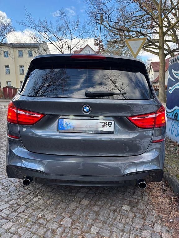 Gebraucht BMW 220 Gran Tourer M Sport 190 PS (139 kW) 2016 Grau Van / Kleinbus