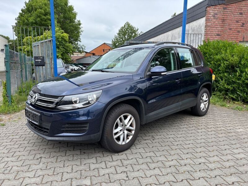 Blau Gebraucht 2012 VW Tiguan Trendline SUV | 7.600 € (Guter Preis) - Bild 1/4