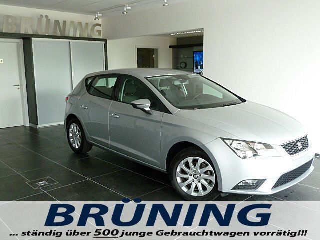 Silber metallic Gebraucht 2013 Seat Leon Style Limousine | 12.690 € (Teuer) - Bild 1/4