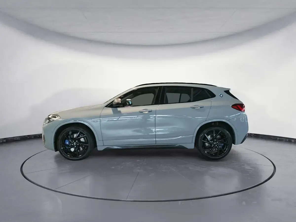 Gebraucht BMW X2 Sport Line 306 PS (225 kW) 2023 SUV