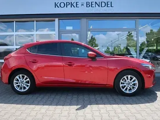 Gebraucht Mazda 3 Exclusive-Line 120 PS (88 kW) 2018 Rubinrot metallic (metallic) Limousine