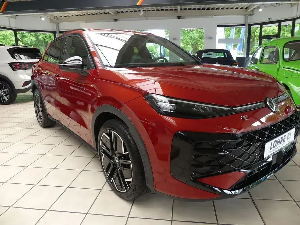Neu VW T-Roc Style 150 PS (110 kW) 2026 Rot SUV