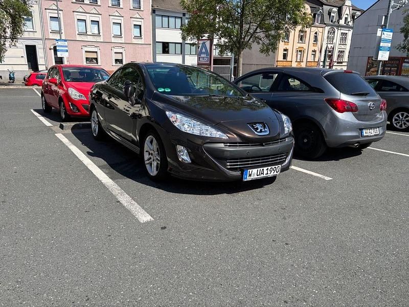 Braun Gebraucht 2010 Peugeot 308 CC Tendance Cabrio | 2.499 € (Superpreis) - Bild 1/4
