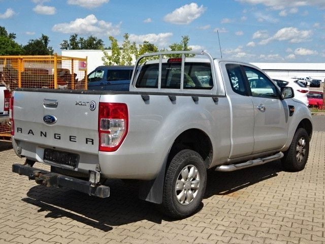 Gebraucht Ford Ranger XLT 160 PS (117 kW) 2015 Silber Pickup