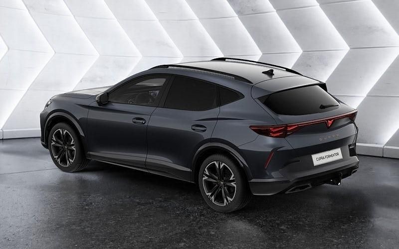 Neu Cupra Formentor 204 PS (150 kW) 2026 Grau SUV