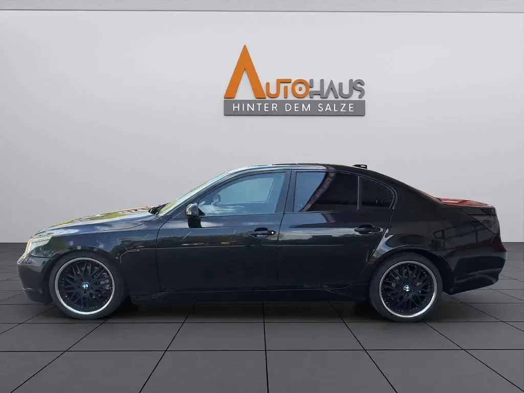 Gebraucht BMW 523 Advantage 177 PS (130 kW) 2005 Schwarz Limousine