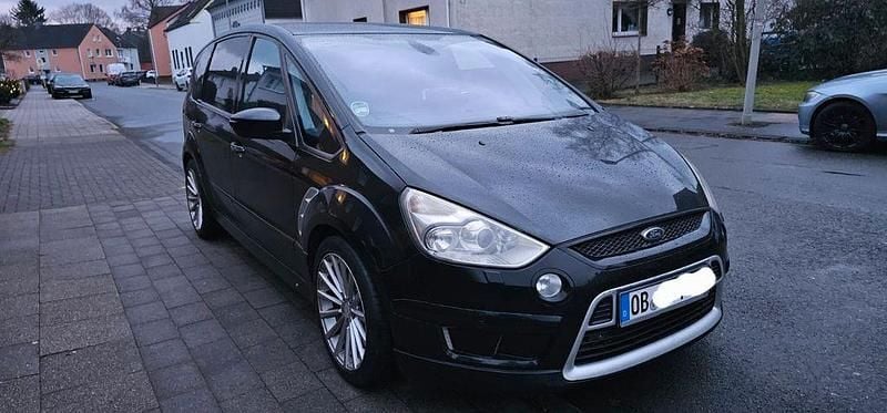 Schwarz Gebraucht 2010 Ford S-MAX Titanium Van / Kleinbus | 2.700 € (Guter Preis) - Bild 1/4