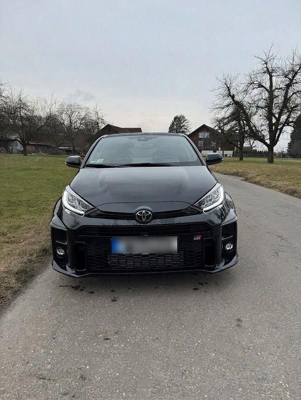 Gebraucht Toyota Yaris 261 PS (191 kW) 2022 Schwarz Kleinwagen