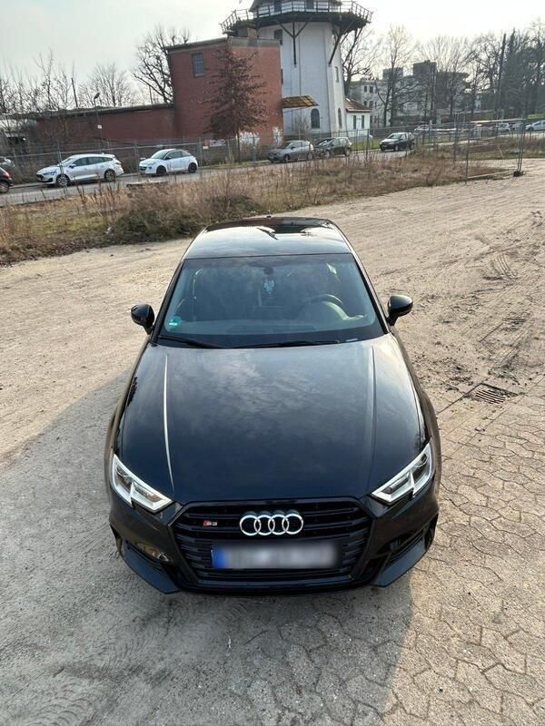 Schwarz Gebraucht 2020 Audi A3 Limousine | 18.000 € (Superpreis) - Bild 1/4