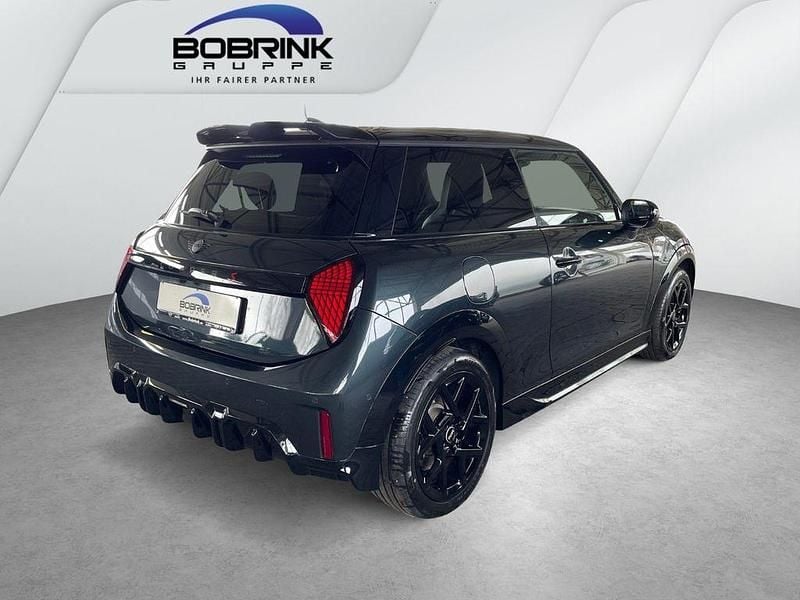 Używany Mini John Cooper Works 204 KM (150 kW) 2025 Szary Hatchback