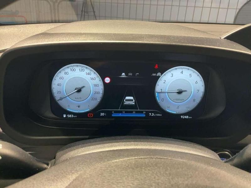 Schwarz Gebraucht 2024 Hyundai i20 Trend Limousine | 17.555 € (Guter Preis) - Bild 1/4