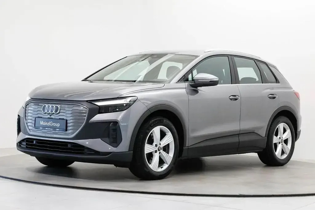 Gebraucht Audi Q4 e-tron Comfort 150 kW (204 PS) 2022 Taifungrau metallic SUV