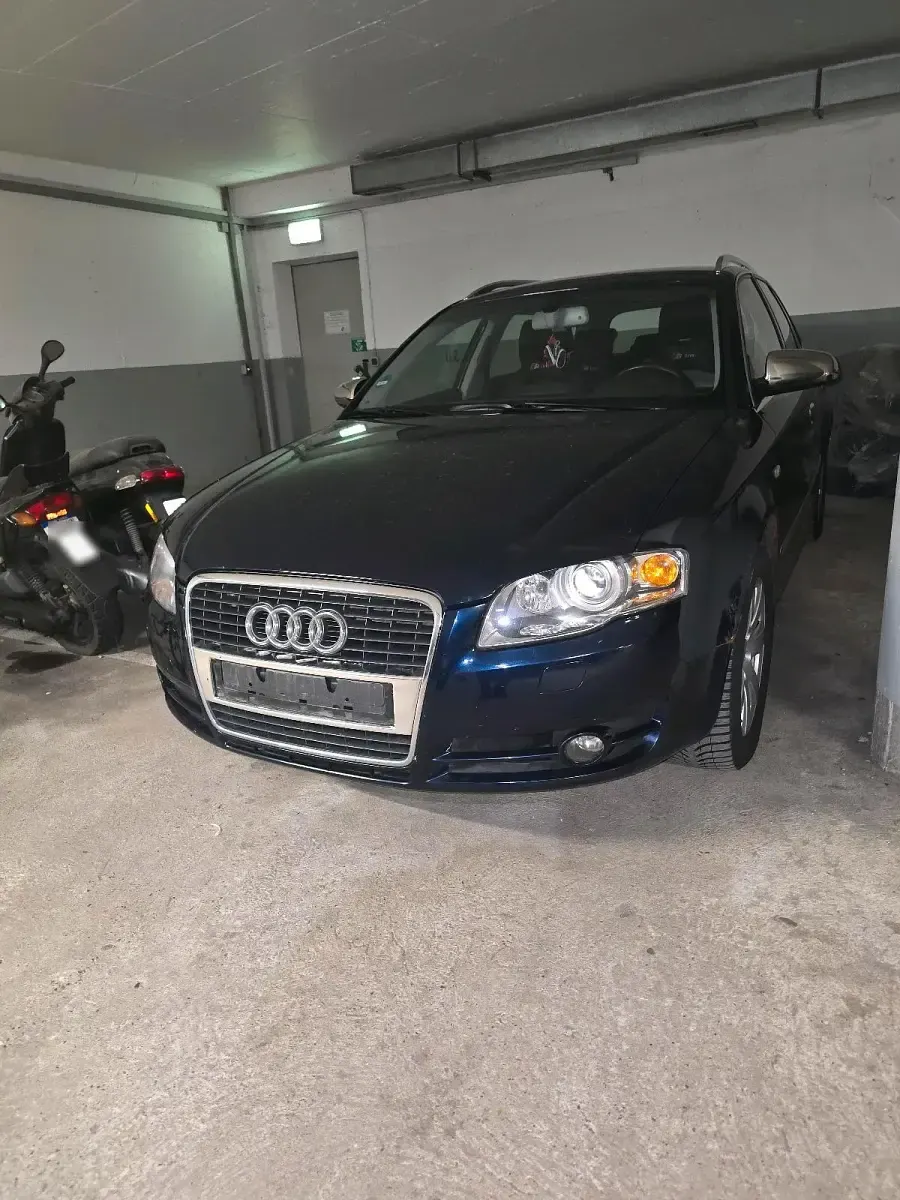 Gebraucht Audi A4 163 PS (119 kW) 2005 Blau Kombi