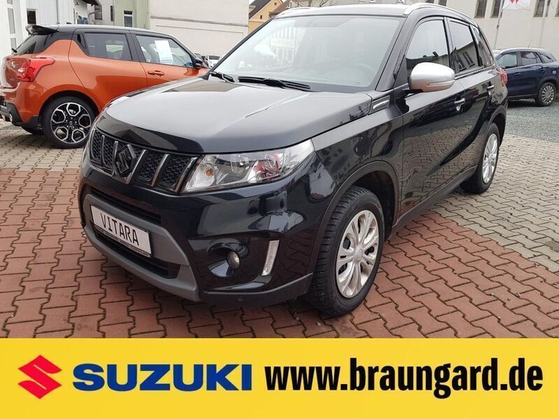 Schwarz Gebraucht 2019 Suzuki Vitara SUV | 17.890 € (Fairer Preis) - Bild 1/4