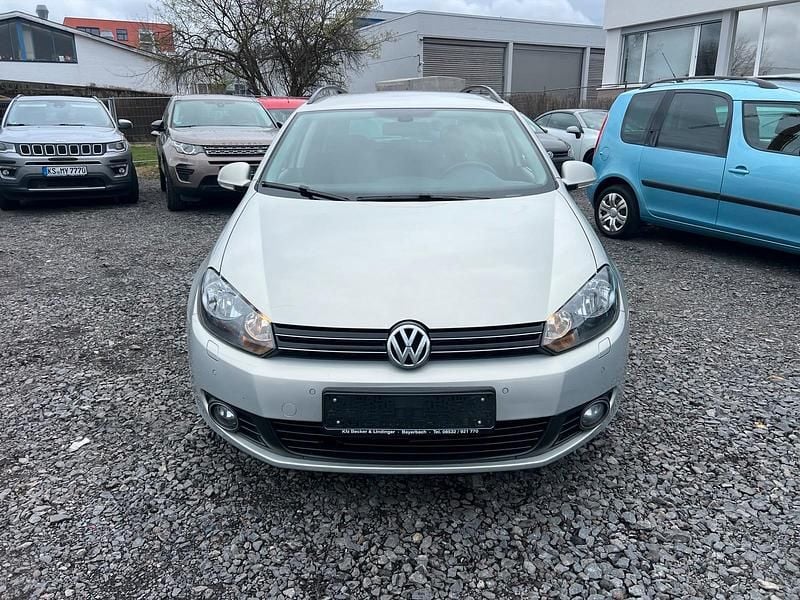 Gebraucht VW Golf V 122 PS (89 kW) 2009 Gold Kombi