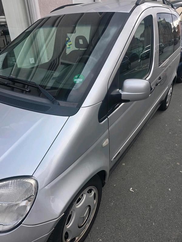Gebraucht Mercedes Vaneo 95 PS (69 kW) 2004 Grau Van / Kleinbus