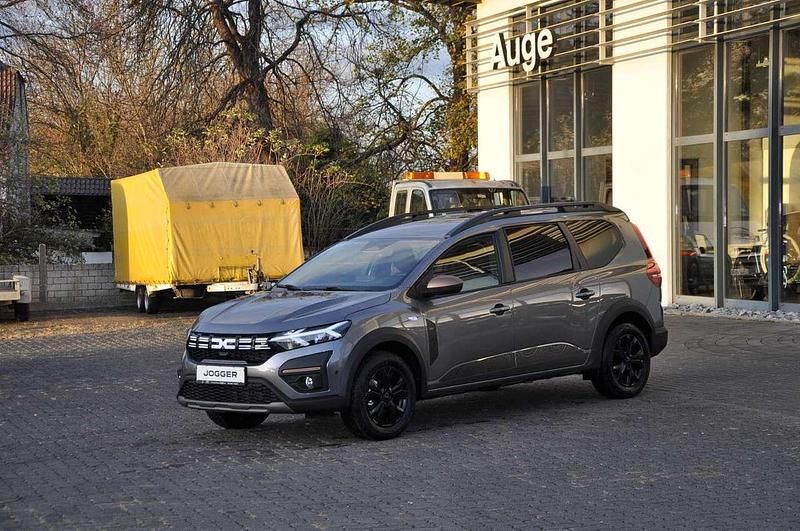 Dolomitgrau Neu 2025 Dacia Jogger Extreme Van / Kleinbus | 28.349 € (Fairer Preis) - Bild 1/4