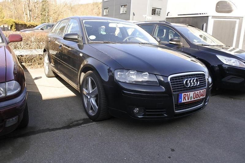 Gebraucht Audi A3 Attraction 102 PS (75 kW) 2006 Schwarz Kleinwagen