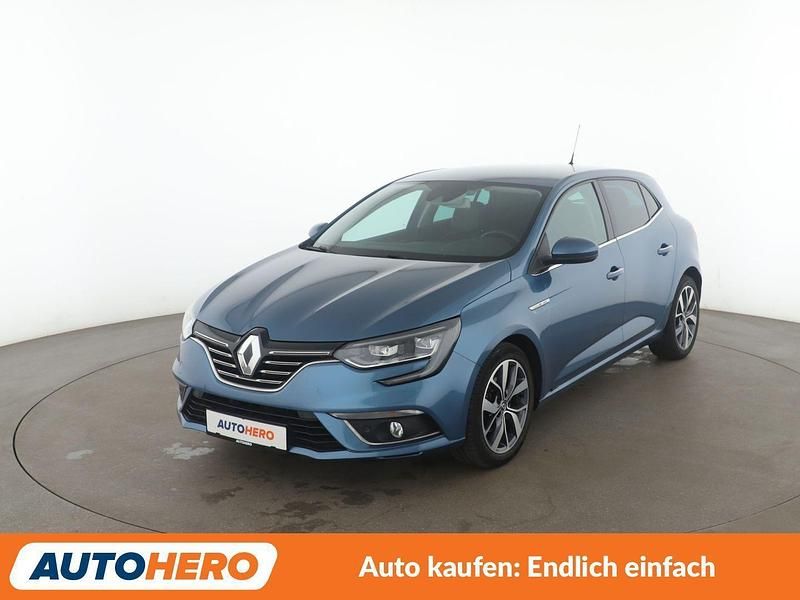 Blau Gebraucht 2017 Renault Mégane IV Bose Edition Limousine | 11.640 € (Fairer Preis) - Bild 1/3